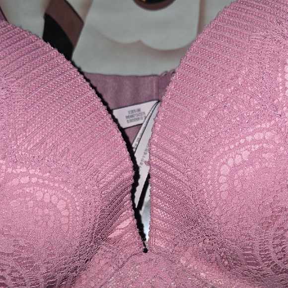 Victoria's Secret Other - Victoria's Secret Mauve Lace Bra